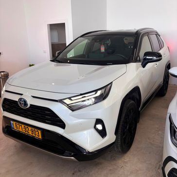 טויוטה RAV4