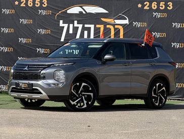 מיצובישי אאוטלנדר