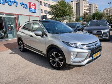 מיצובישי אקליפס קרוס