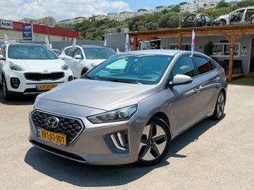 יונדאי איוניק