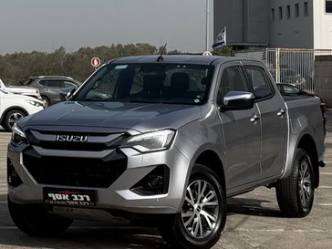 איסוזו D-Max