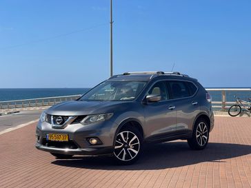 ניסאן X TRAIL