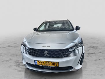 פיג'ו 5008