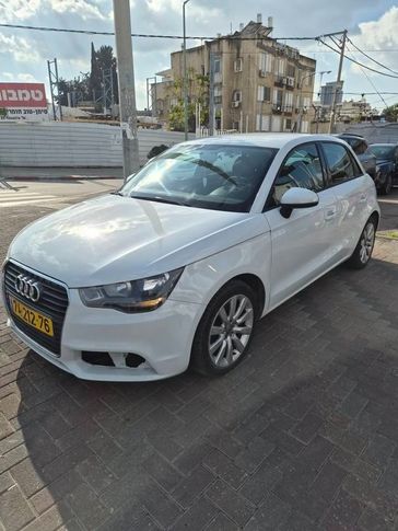 אאודי A1