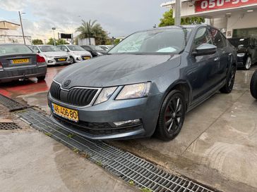 סקודה אוקטביה