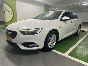 אופל אינסיגניה