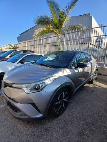 טויוטה C-HR