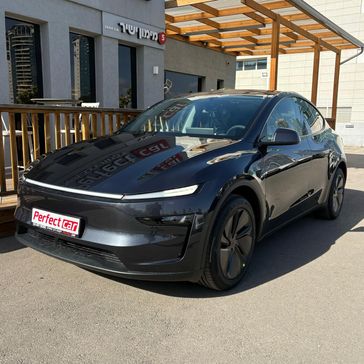 טסלה MODEL Y