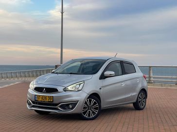 מיצובישי ספייס סטאר