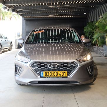 יונדאי איוניק