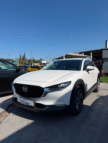 מזדה CX-30