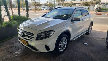 מרצדס GLA קלאס