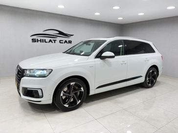 אאודי Q7