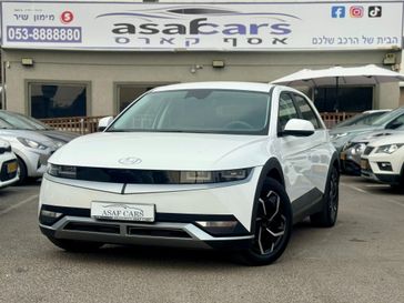 יונדאי איוניק