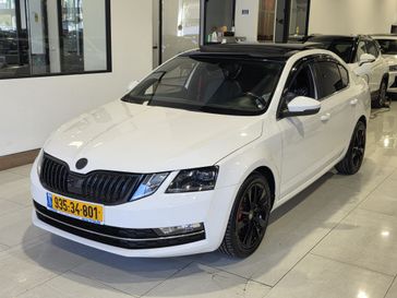 סקודה אוקטביה