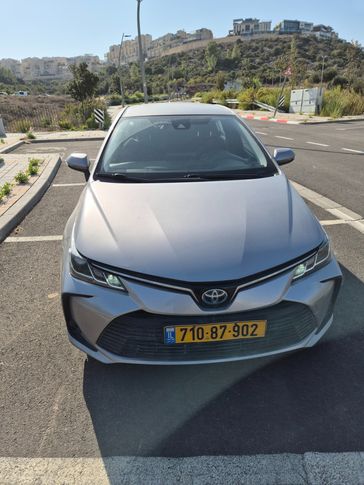 טויוטה קורולה