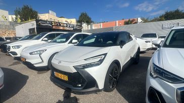 טויוטה C-HR
