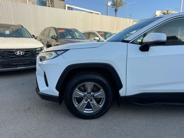 טויוטה RAV4