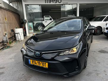 טויוטה קורולה