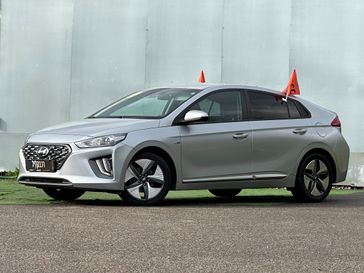 יונדאי איוניק