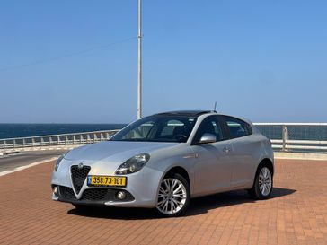 אלפא רומיאו ג'וליטה