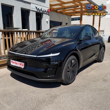 טסלה MODEL Y