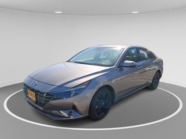 יונדאי אלנטרה