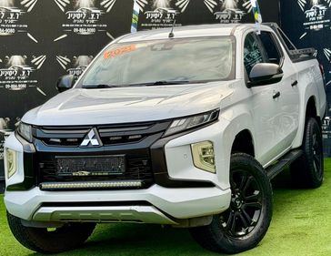 מיצובישי L-200