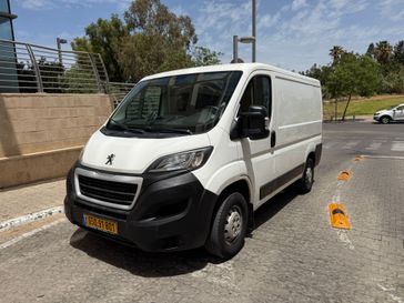 פיג'ו YL2MFA