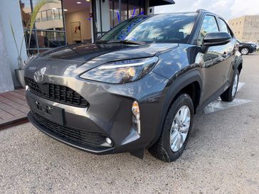 טויוטה יאריס קרוס