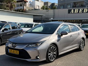 טויוטה קורולה