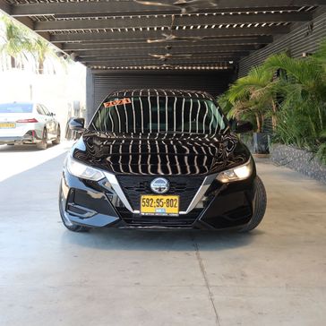 ניסאן סנטרה