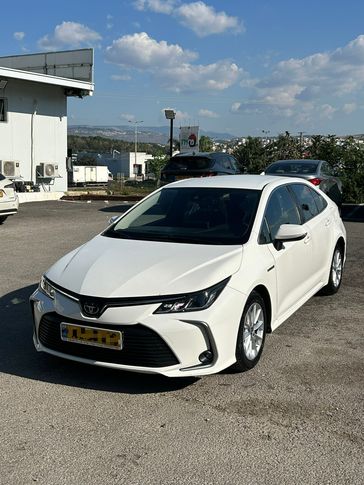 טויוטה קורולה