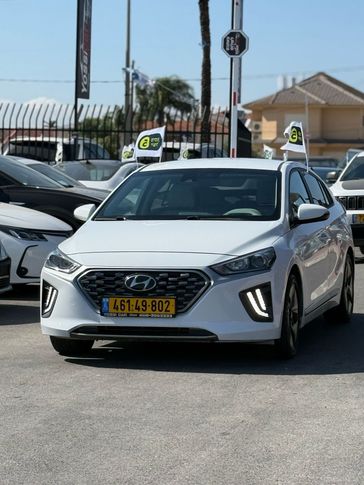 יונדאי איוניק