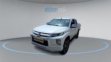 מיצובישי L-200