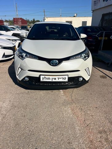 טויוטה C-HR