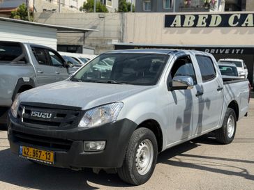 איסוזו D-Max