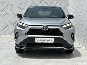 טויוטה RAV4