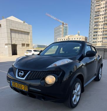ניסאן ג'וק