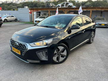 יונדאי איוניק