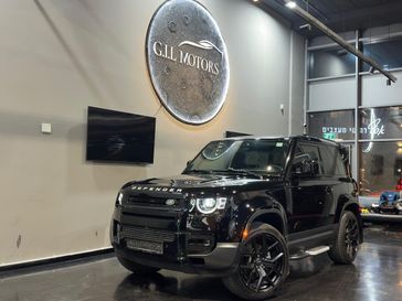 לנד רובר דיפנדר