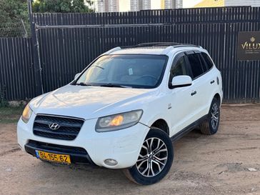 יונדאי סנטה פה