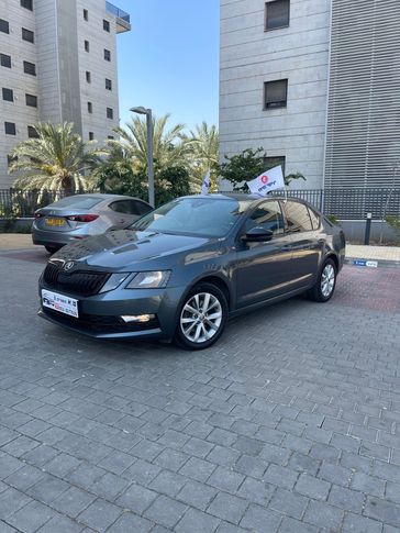 סקודה אוקטביה