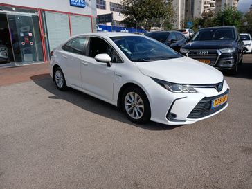 טויוטה קורולה