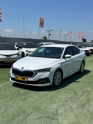 סקודה אוקטביה