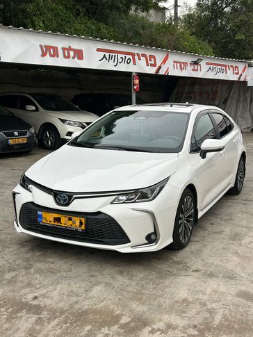 טויוטה קורולה