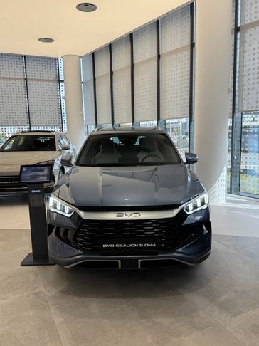 בי ווי די SEALION 5