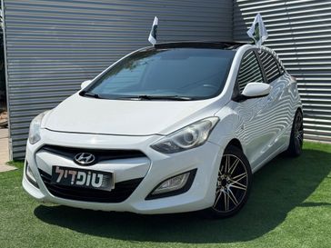 יונדאי I30