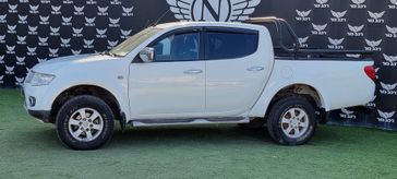 מיצובישי L-200