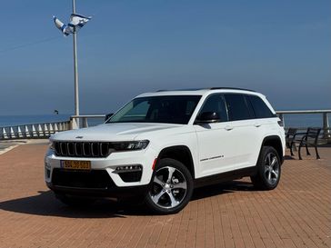 ג'יפ גראנד צ'ירוקי